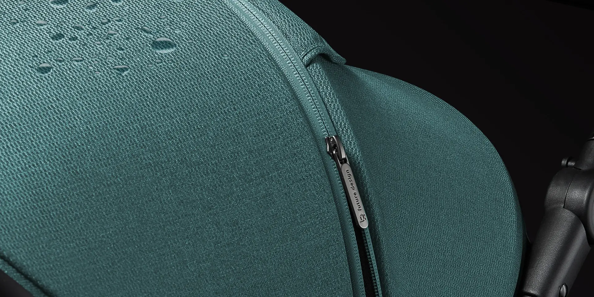 ONLY_stroller lying down_0509.jpg