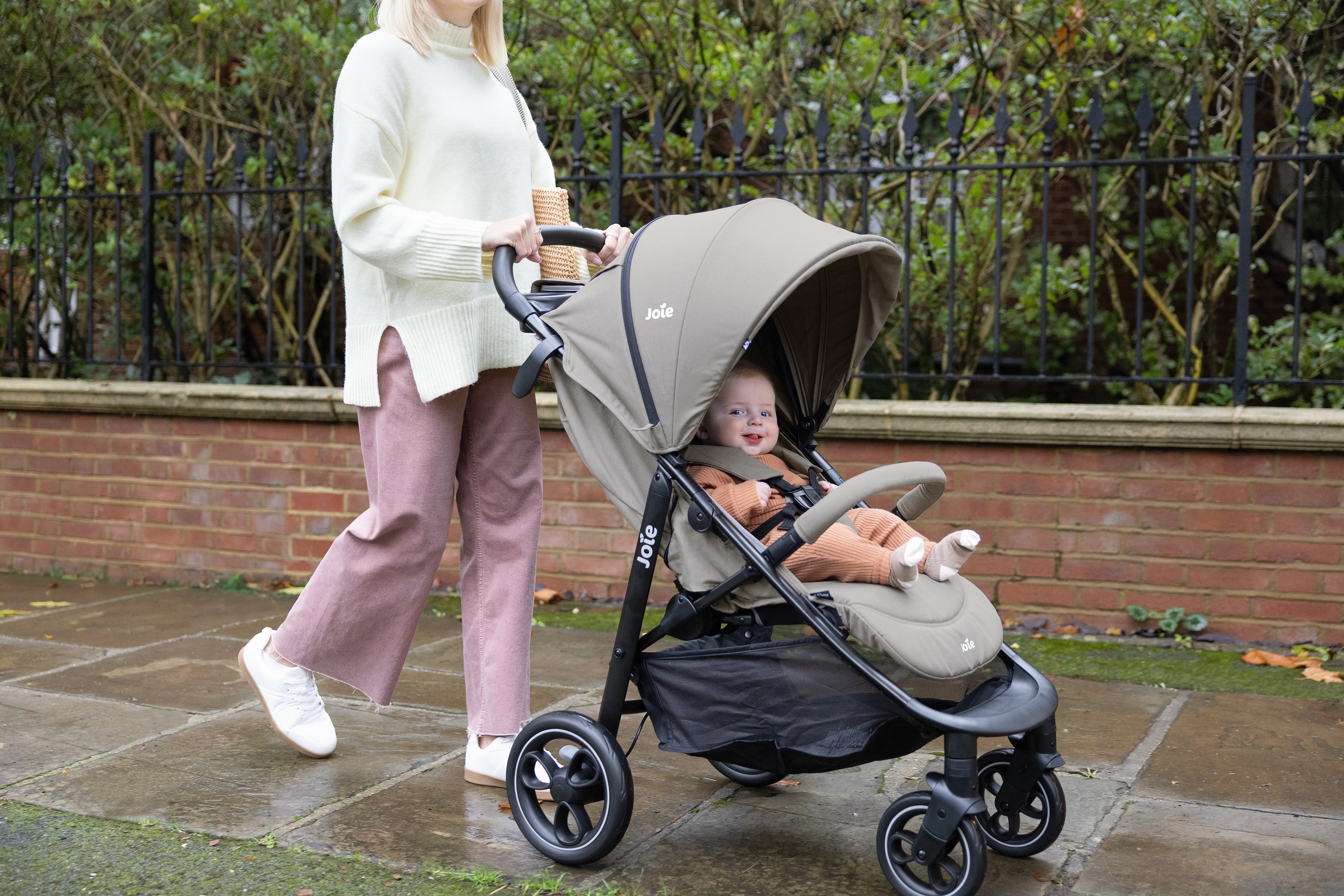 joie-baby-wozek-litetrax-jpg (8).jpeg